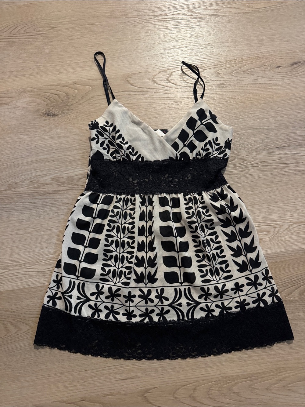 Katwalk Black & Cream Floral Lace Trim Top